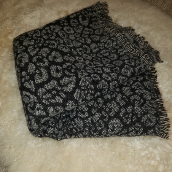Oversized dubble sided scarf wrap - Picture 4 of 4
